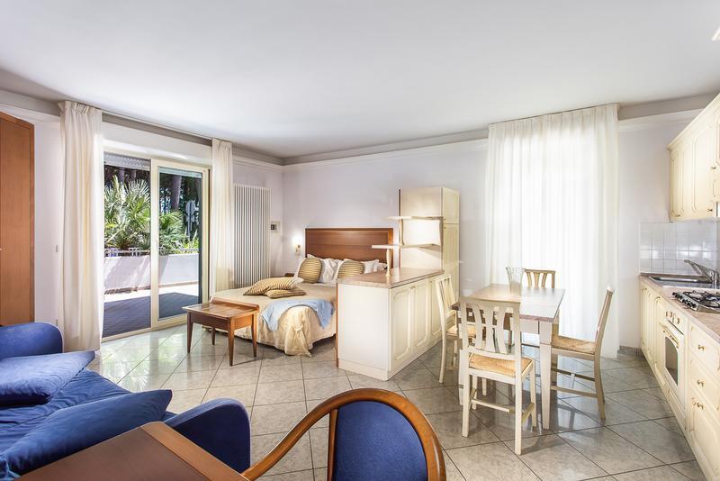 Residence Rosa Dei Venti Червия Экстерьер фото