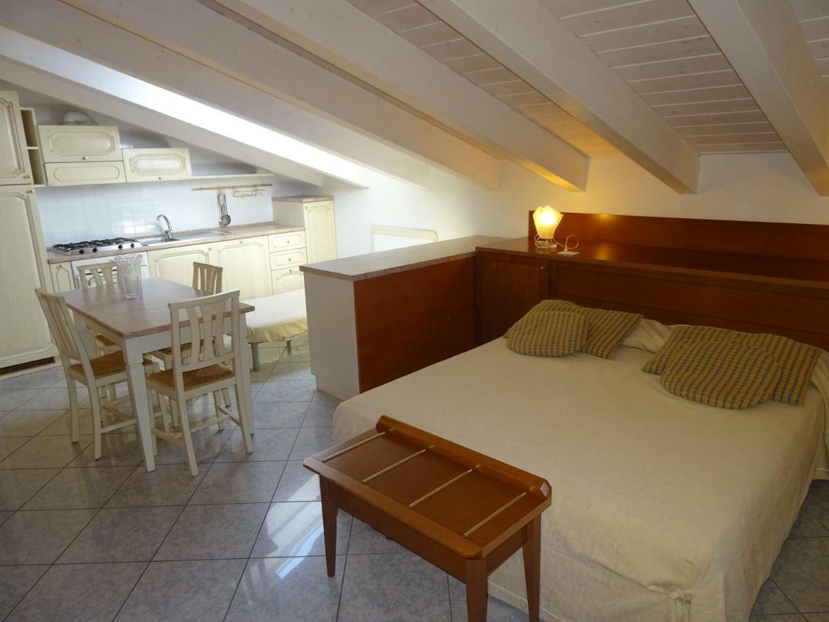 Residence Rosa Dei Venti Червия Номер фото