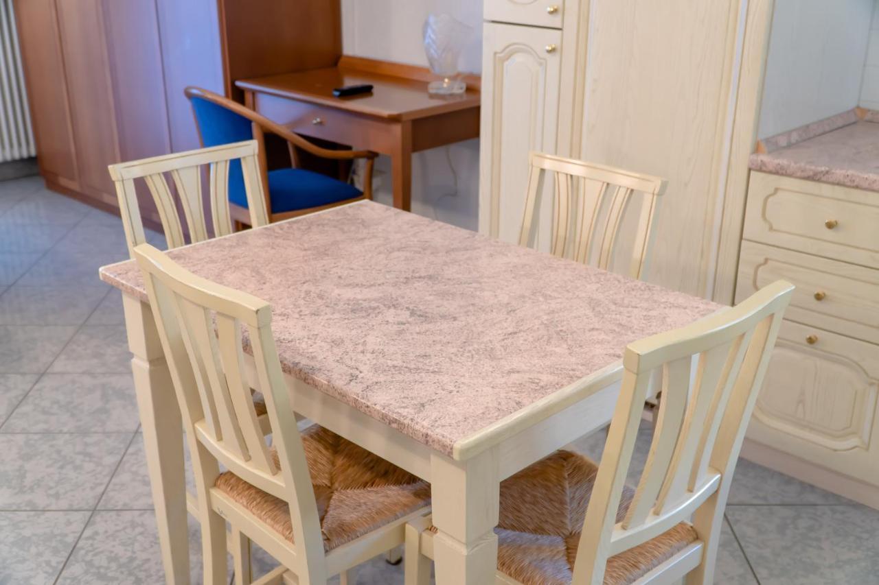 Residence Rosa Dei Venti Червия Экстерьер фото